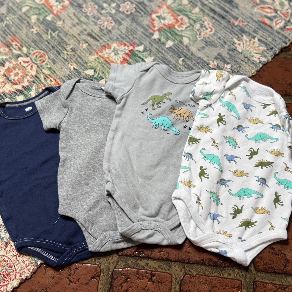Bundle baby boy bodysuit HB Baby Kiss & shoes